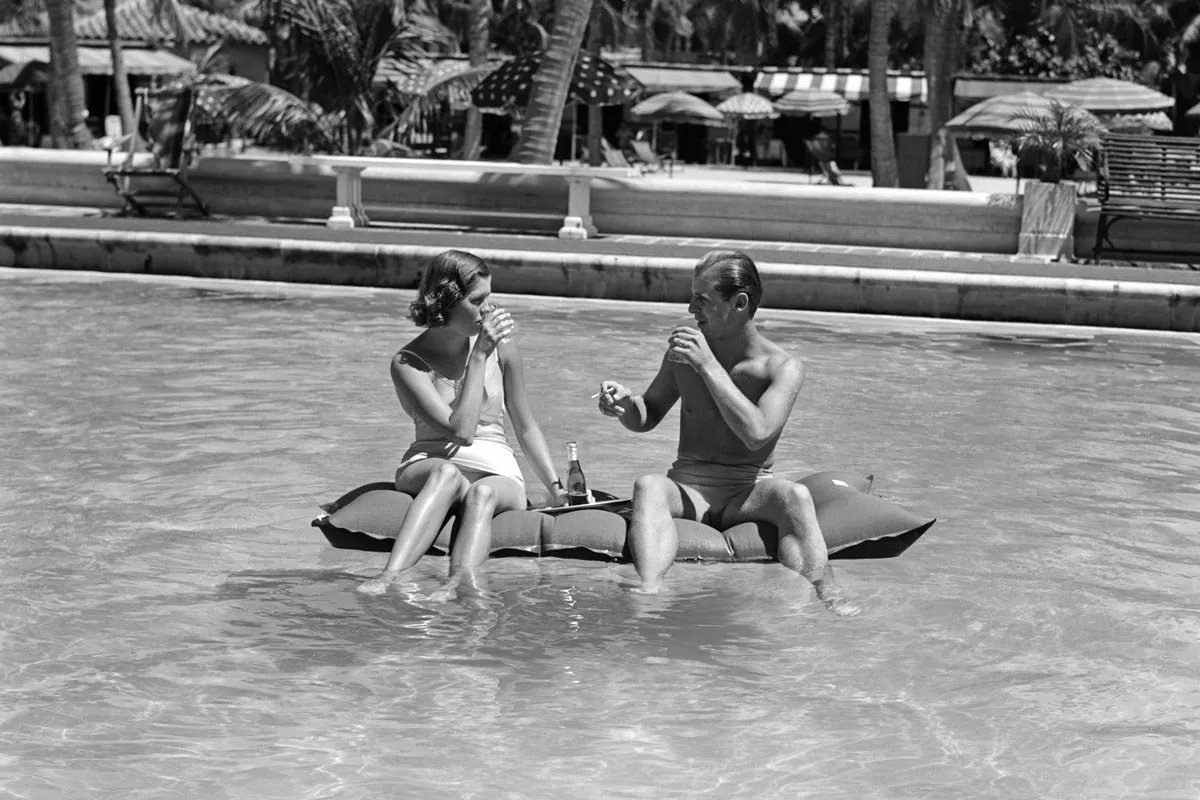 Historia: Origen de la palabra «Piscina», y cuando se comercializaron las primeras